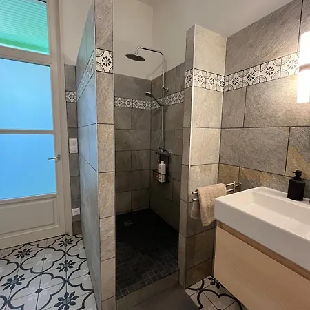 Les Mimosas Апартаменты